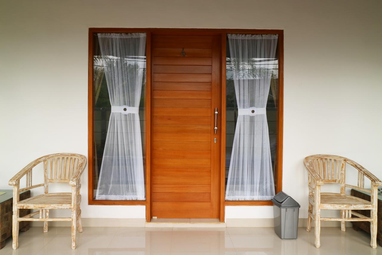 Aghasvina Guest House Canggu Ngoại thất bức ảnh
