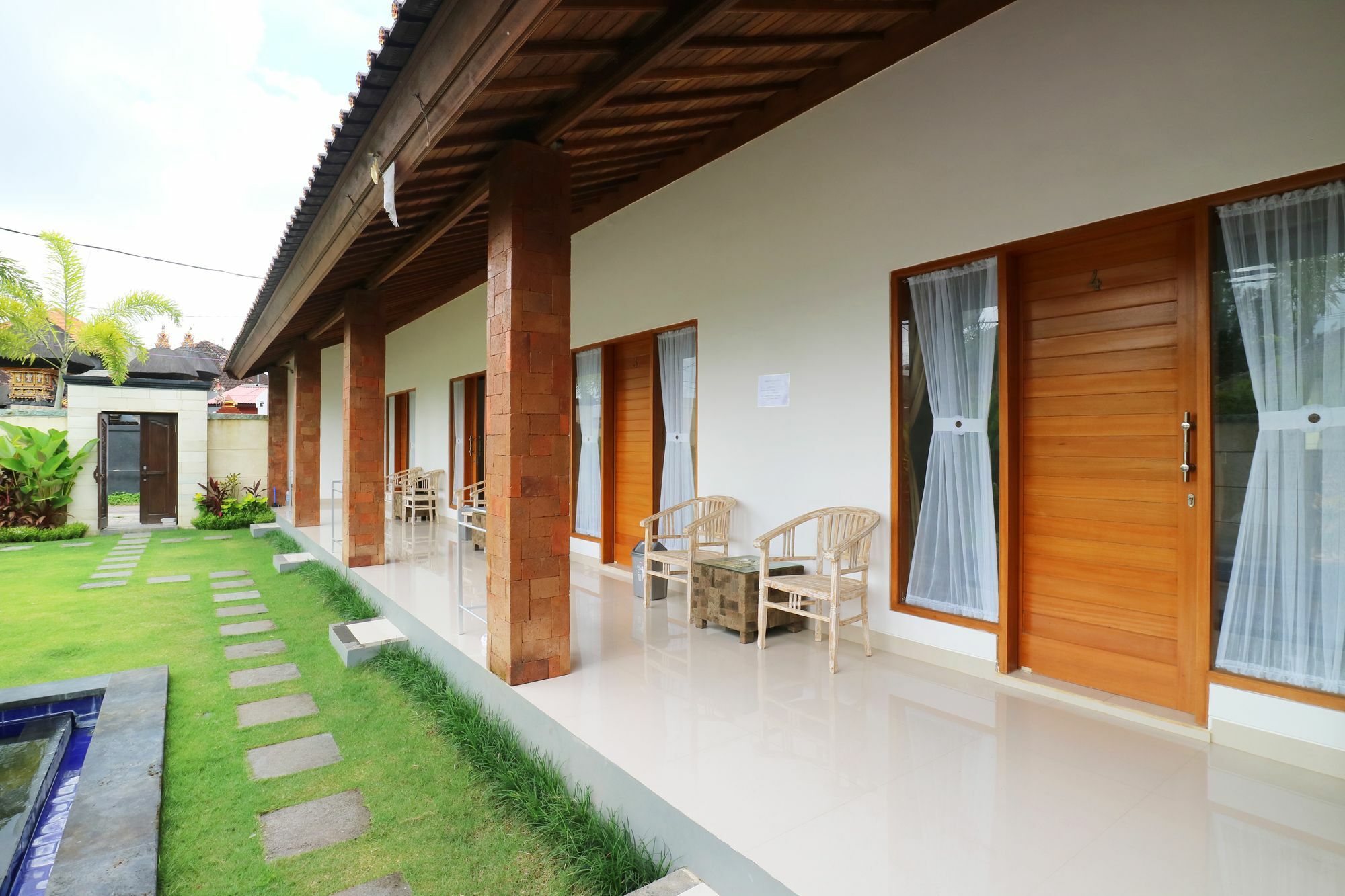 Aghasvina Guest House Canggu Ngoại thất bức ảnh