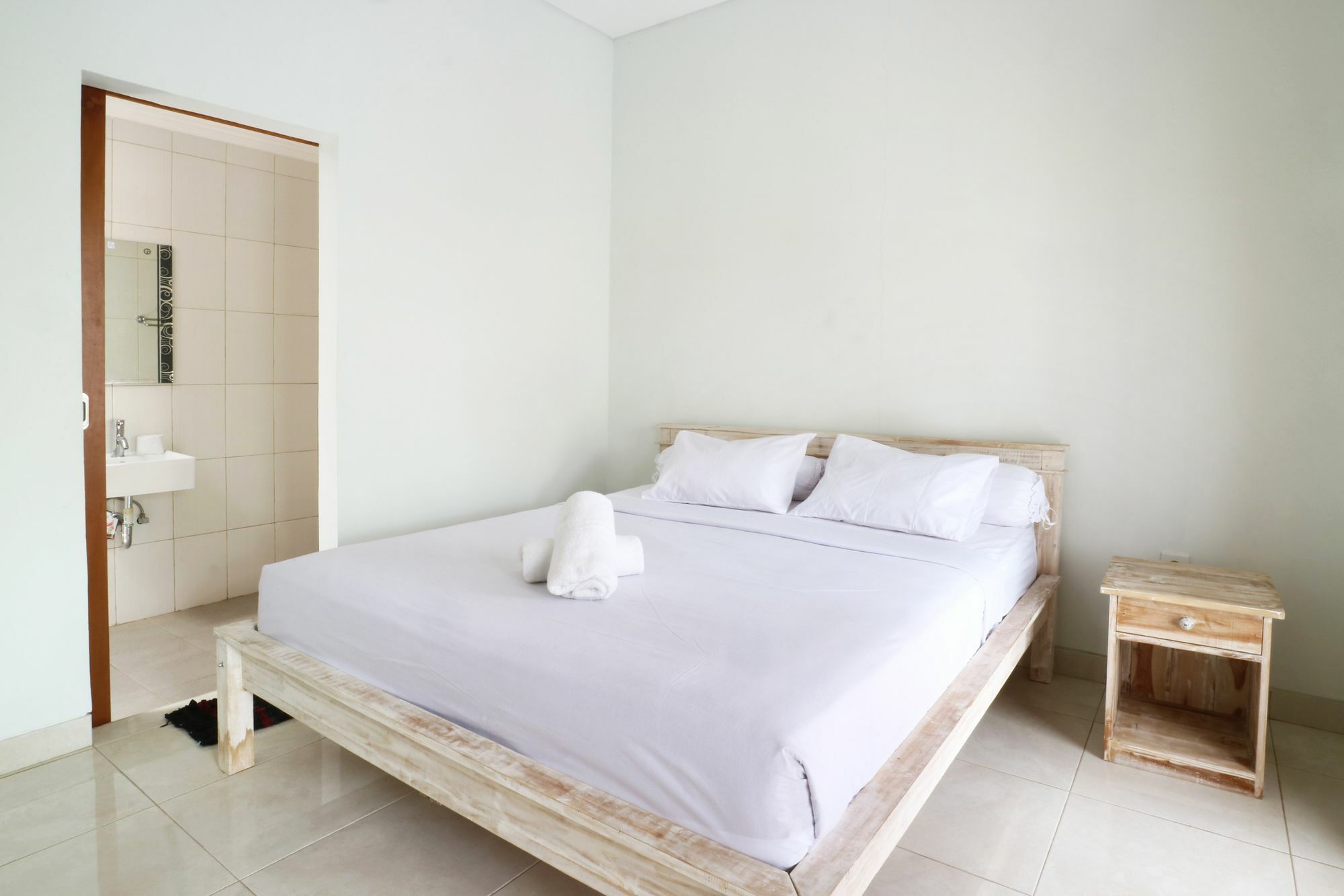 Aghasvina Guest House Canggu Ngoại thất bức ảnh
